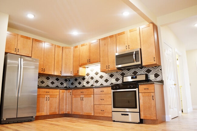 Building Photo - 258 North St Unit APT 7