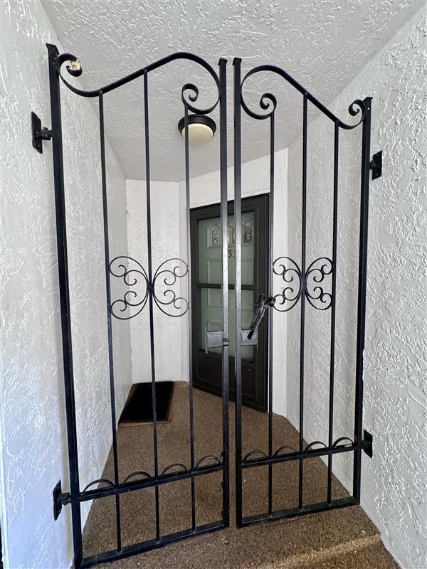 Photo - 802 Capri Isles Blvd