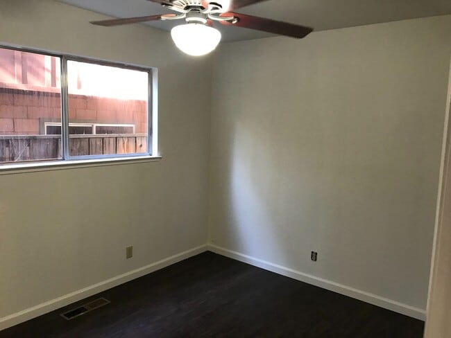 Photo - *LONG TERM RENTAL* Unfurnished