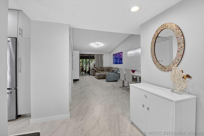 Photo - 7563 Glendevon Ln Unit 1306