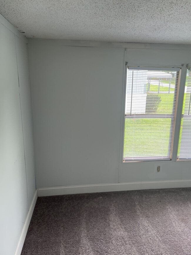 Photo - 108 Joe Dyar Rd