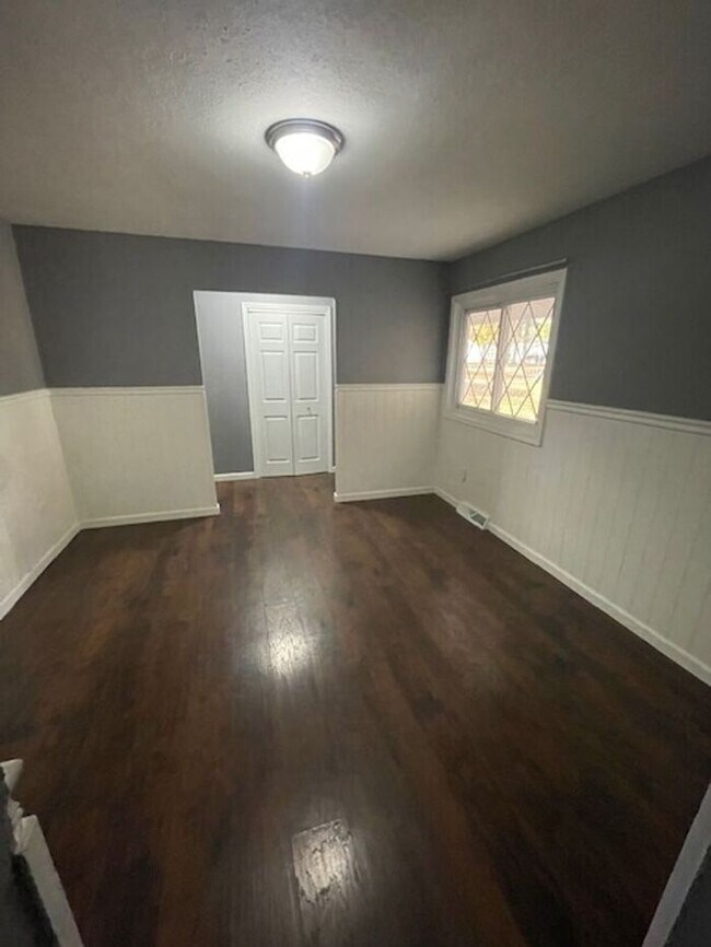 Photo - Adorable 3BR 2.5BA Home w/ Sun Room • 2 Car Garage  • Private Yard in Avon Lake