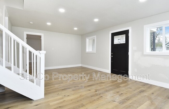 Photo - 202 NE 92nd Pl