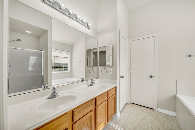 Photo - 256 Indian Falls S