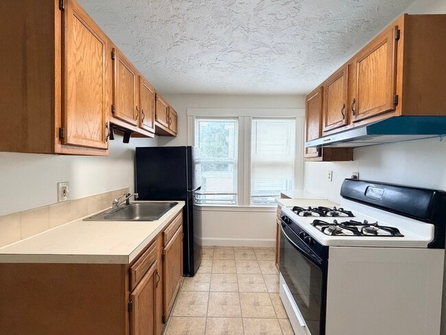 8 Kent St Unit 1R