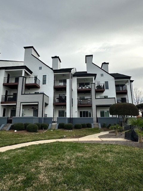 Photo - 18731 Vineyard Point Ln