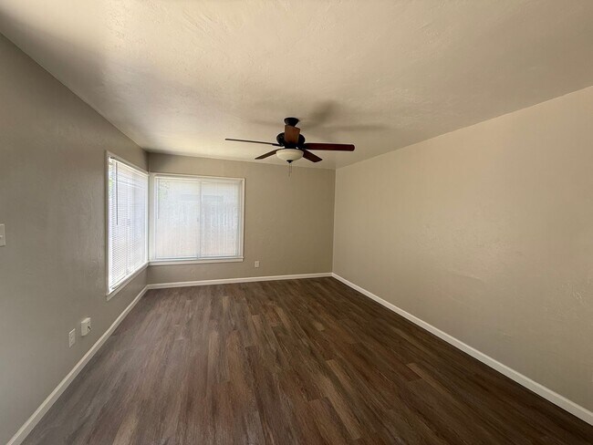 Photo - W Rose St Unit 535 W Rose St