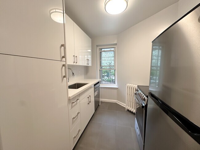 Montgomery Apartments