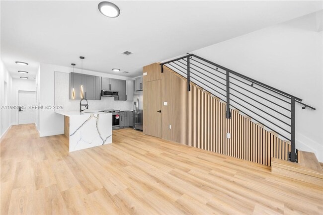 Photo - 2121 NW 45th St