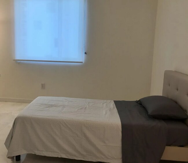 Photo - 55 SE 6th St Unidad 4010