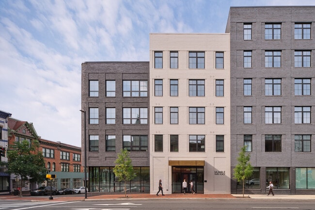 Building Photo - Humble Park Place