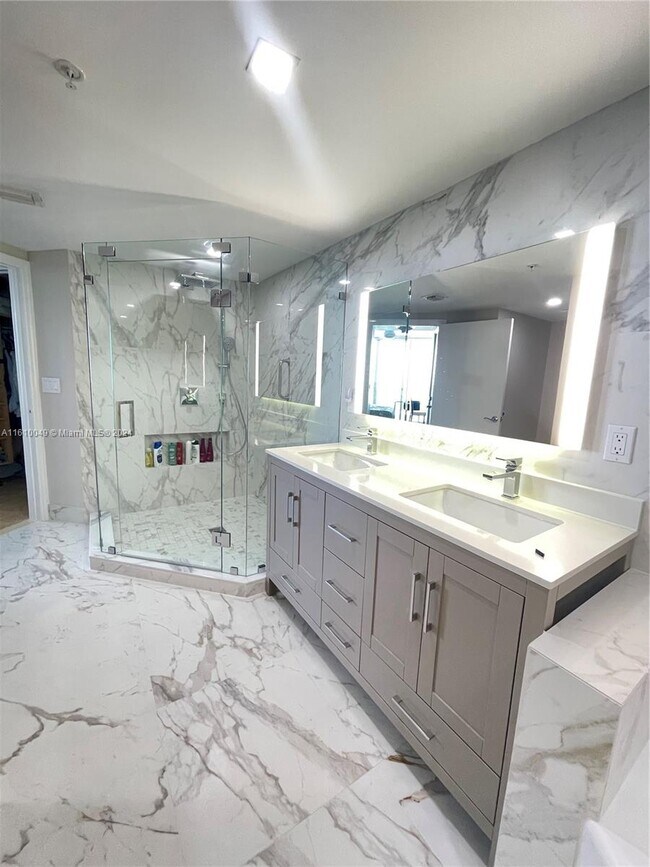 Photo - 16699 Collins Ave Unidad 1201