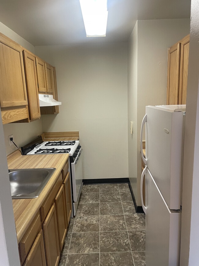 Photo - Allendale Garden Apartments