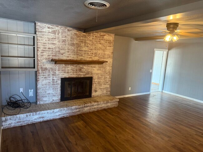 Photo - 1415 Holliday