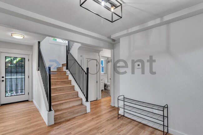 Photo - Unit N/a