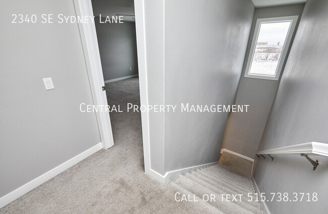 Photo - 2340 SE Sydney Ln