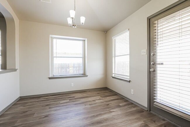 Photo - 316 Hummingbird Dr