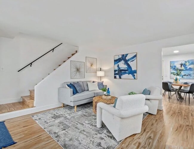Photo - 916 N 32nd St