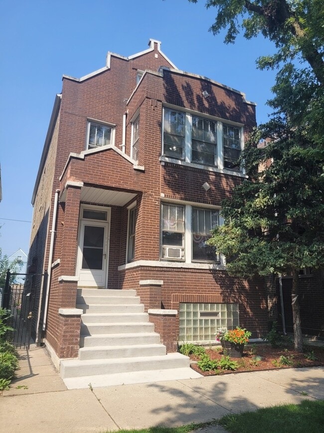 Photo - 4626 S Albany Ave House