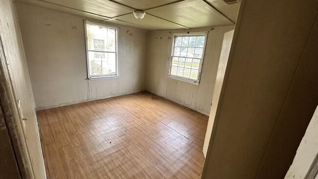 Photo - 5741 Henagen Ave