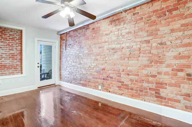 Photo - 1230 Half St SW