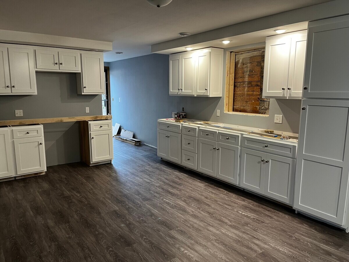 Main Street Lower Apartment - Main Street Lower Apartment Unit 1