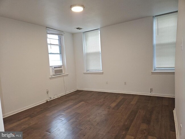 1332 Wagner Ave