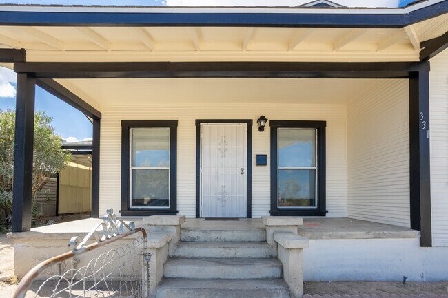 Photo - 331 San Emidio St