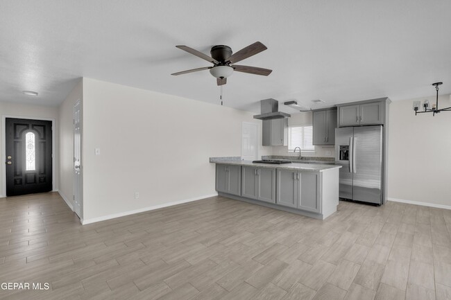 Photo - 10516 Cuesta Brava Ln