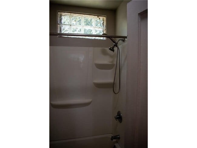Photo - 701 Water St