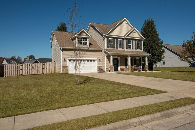 Photo - 218 Maidstone Dr