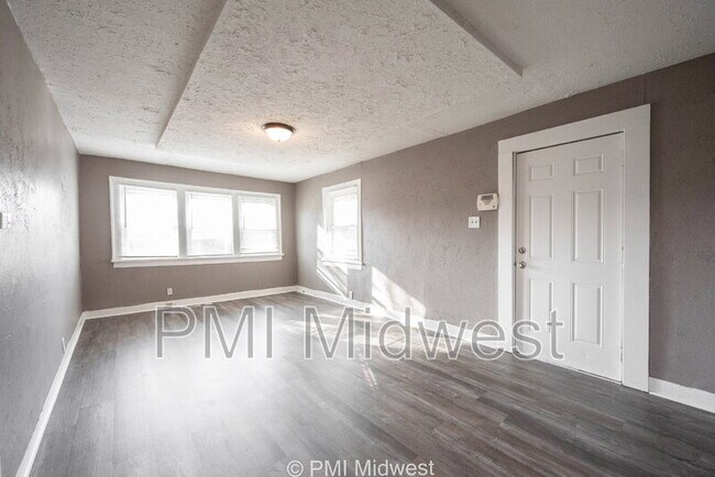 Photo - 1521 N Tacoma Ave