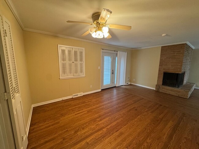 Photo - Spacious 1/2 Duplex in Great Waldo Area