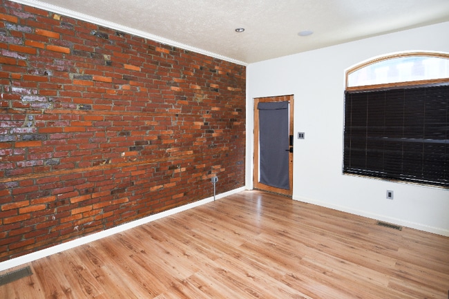 Photo - 92 S 24th St