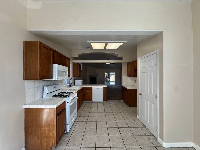 Photo - Spacious Northwest Bakersfield Home!