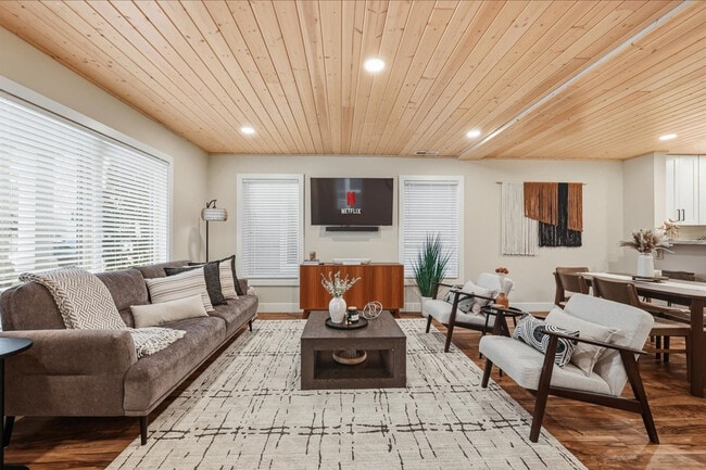 Photo - 1434 S Euclid Ave Unidad SI ID1388271P