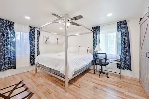 Photo - 501 Smithstone Rd SE