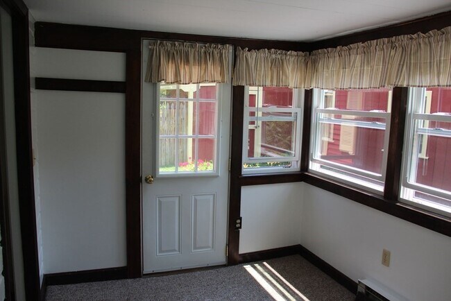 Photo - 56 Anawan St