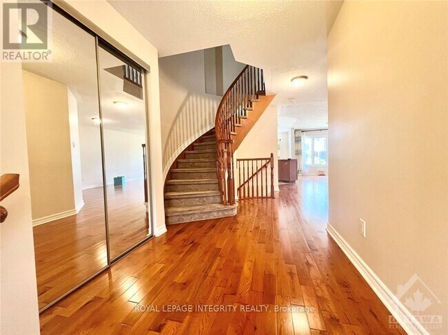 Photo - 102 Brady Ave