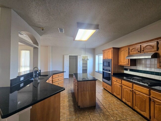 Photo - 214 Glen Ridge Dr