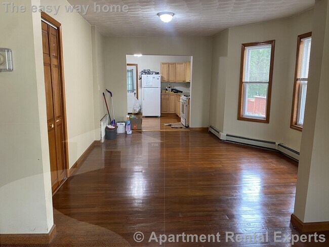 Photo - 64 Paris St Unit #1