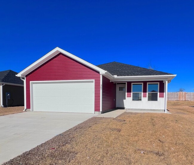 NEW 3 Bedroom Home! - NEW 3 Bedroom Home!