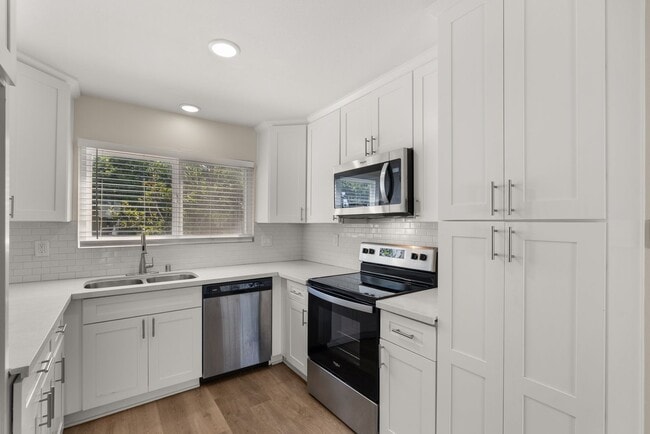 Photo - Monticello Apartments