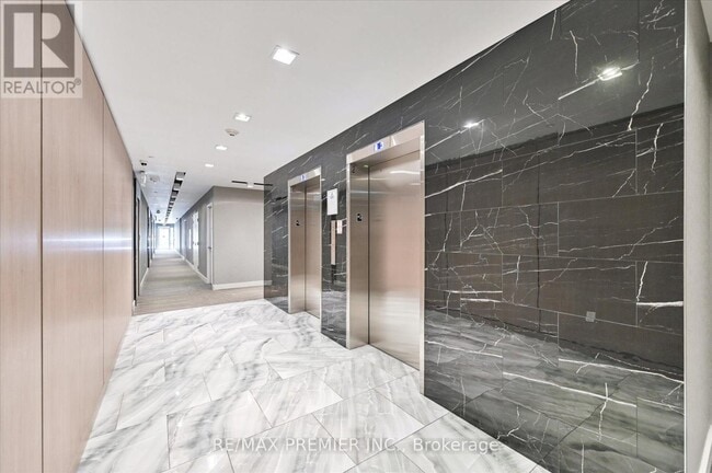 Photo - 4800 Hwy 7 Unit 823