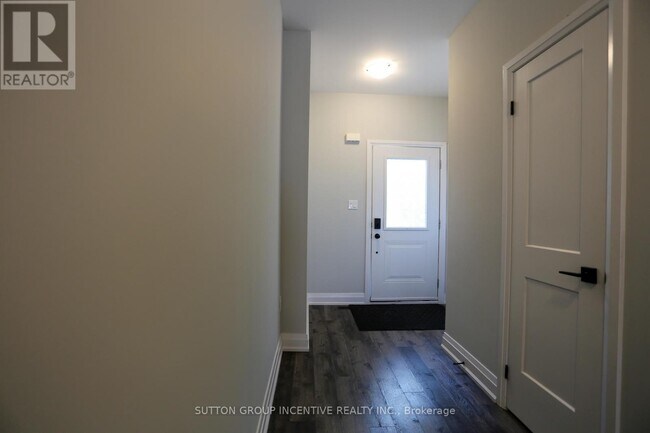 Photo - 6 Stonehart Ln