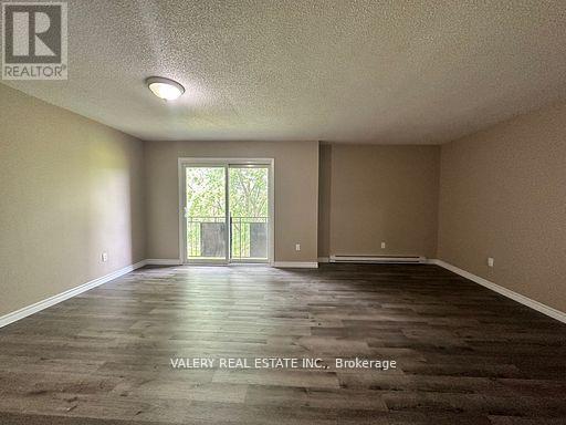 Photo - 11 Lowndes Ave Unité 1