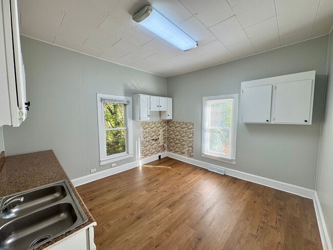 Photo - Statesville HWY 70 - 2BD/ 1 BA