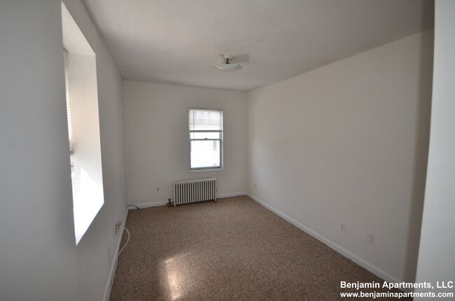 Photo - 10 Shepard St