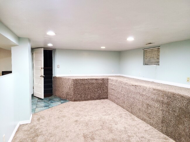 Photo - 621 Bryan Ave