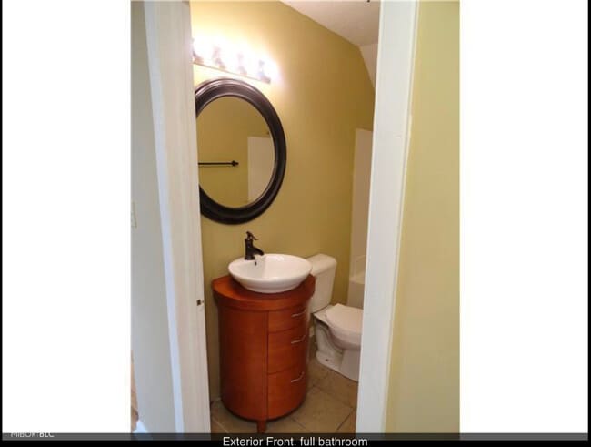 Photo - 1839 Talbott St